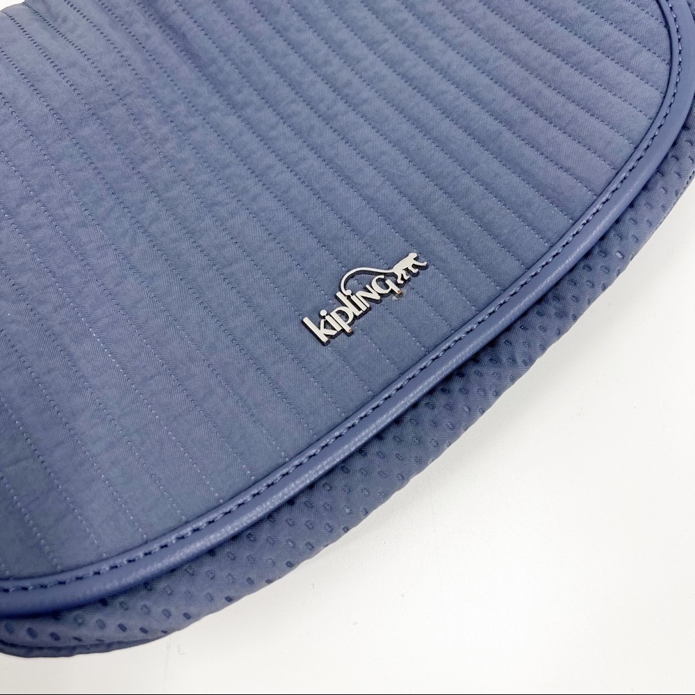 ✅‎ Kipling Blue Ribbed Crossbody. - Picture 4 of 9